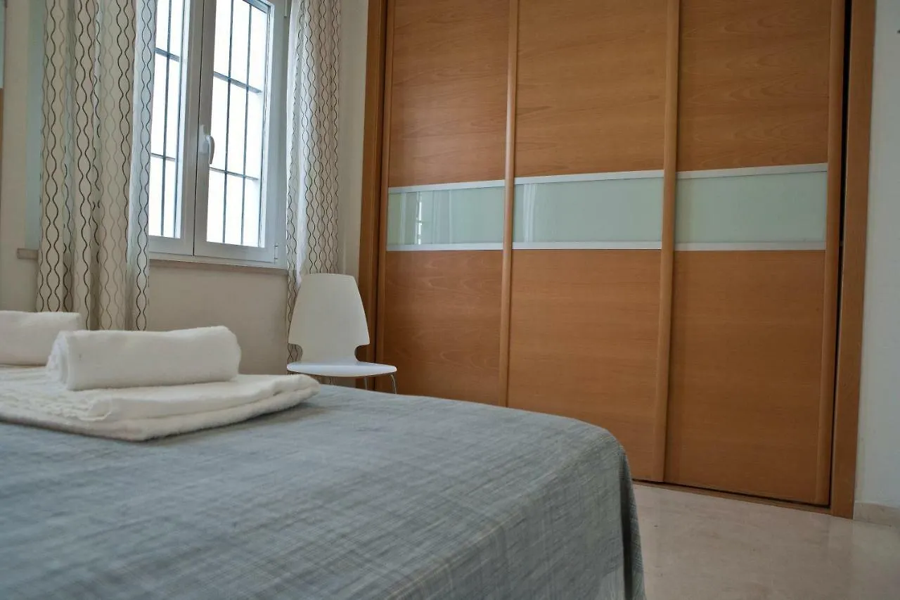 Triana, la Sevilla más auténtica. WIFI A/C Appartement